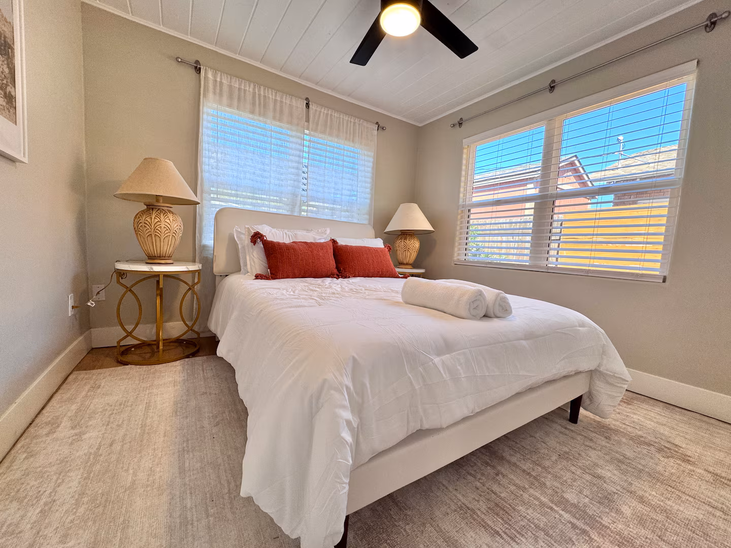Queen bedroom